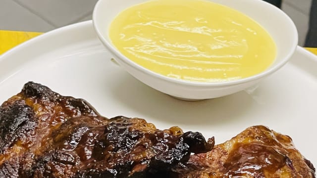 Ribs di maiale CBT con crema di patate al limone - Ristorante Torrione Subiaco