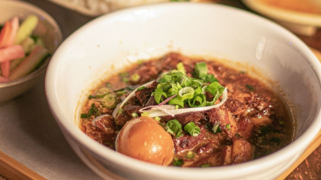 Saigon pork belly stew - Tânvân, London