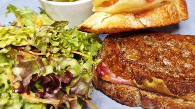 LE Croque-Monsieur à l'ancienne - AFTERWORK Bistro 