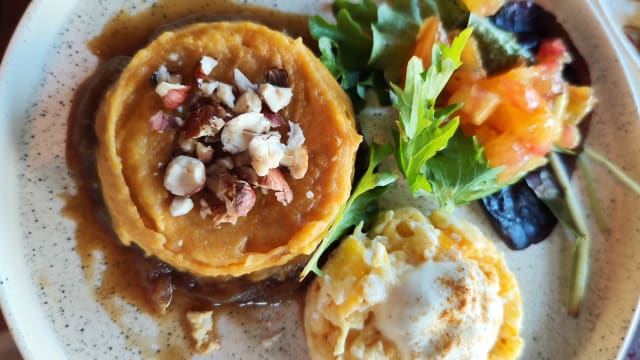 Assiette Parmentier Végétarien - Chez Camille, Paris