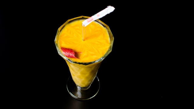 Lassi Mangue - Little India Street Kitchen, Geneva