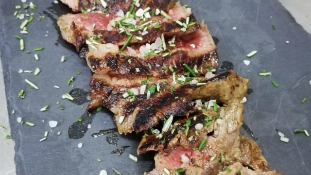 Tagliata di manzo al rosmarino - Cooking - Officina della Pasta, Rome