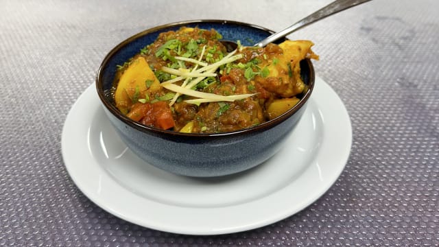 Aloo gobi - Atithi Restaurante Indio, Barcelona