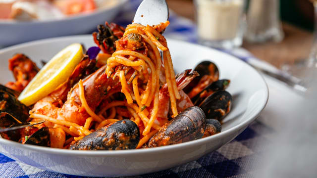 Spaghetti al frutti di mare - Le Buffet de la Gare, Paris