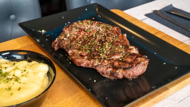 Entrecôte De Boeuf Grillé (250-300 G) - Roast Café, Reims