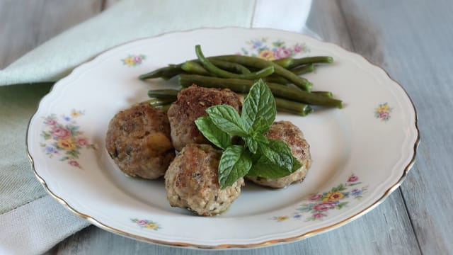 Polpette d'agnello con salsa di aceto e menta - Vino e Cucina