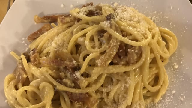 Spaghetti alla carbonara - Ai Spaghettari, Rome