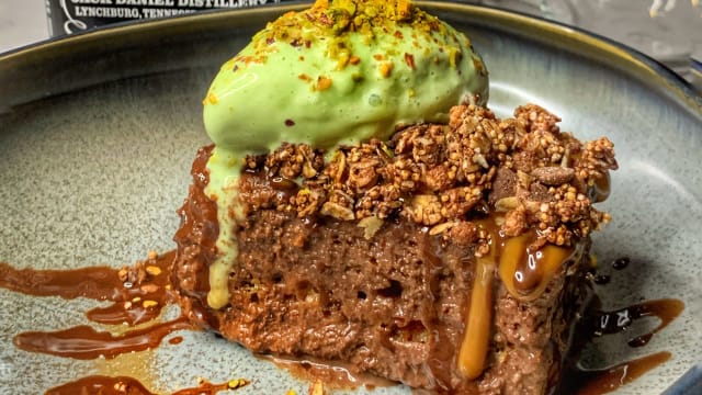 Rock and Roll de chocolate, Jack Daniel’s y helado de pistacho. - El Castell, Sitges