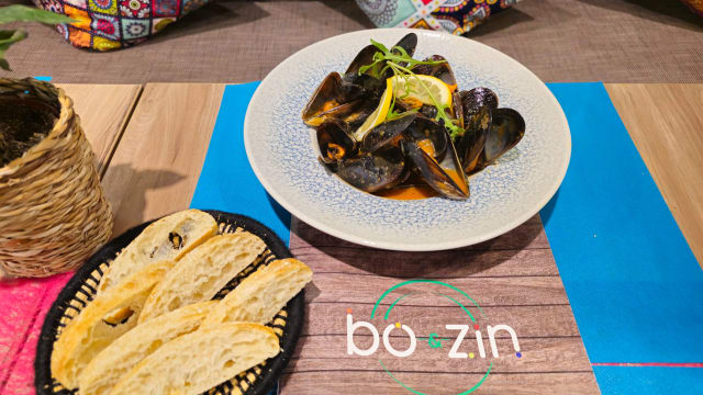 Mejillones con tomate - Bo&zin