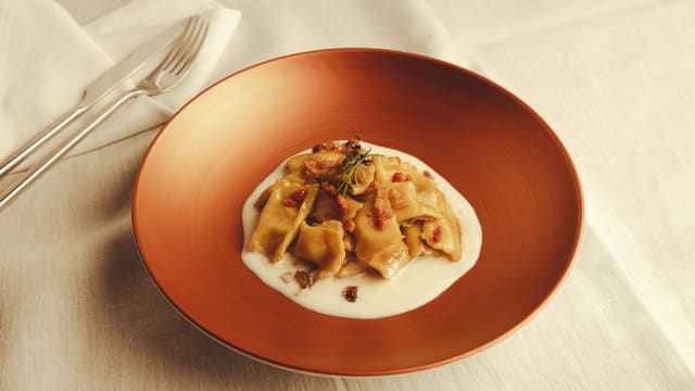 Agnolotti - Peculiare Restaurant