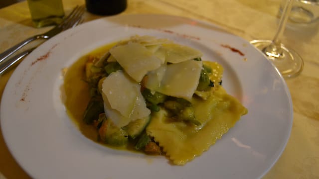 tortelli di patate, zucchini e fiori di zucca - Trattoria Pandemonio, Florence