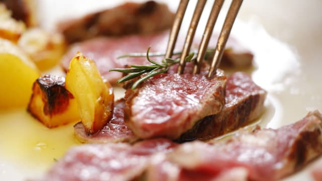 La Carnazza con patate al forno - A Stàgh Bàn Milano, Milan