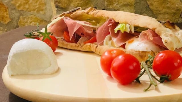 Calzone Del Viandante - Il Ristoro Del Viandante