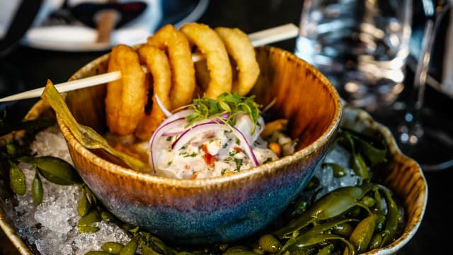 Ceviche clásico - Blue Blood, The Hague