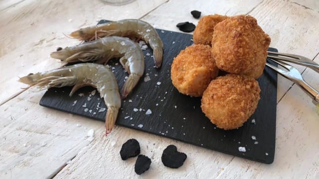 Croquetas de Langostinos conTtrufa (6uds) - Croqueteria Focos