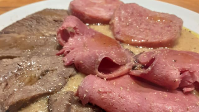 Bolliti Misti con Pearà - La Botteghina - Cucina,Vini e Salumi, Peschiera Del Garda