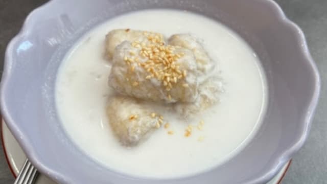 Banane au lait de coco - Chez Lom