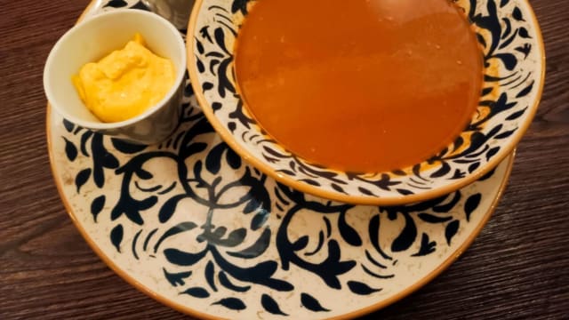 Soupe de poissons, rouille et croûtons - L'angelus du canal, Paris