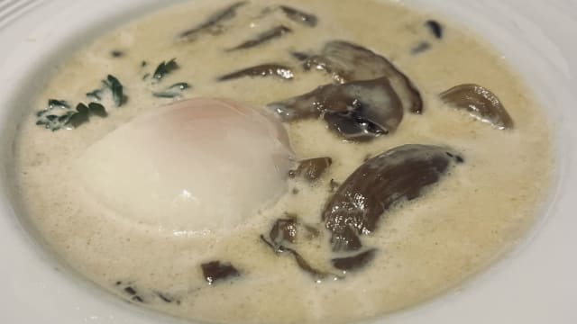 Œuf parfait, champignons à la crème   - Le Corridor - Brasserie Maison, Blagnac