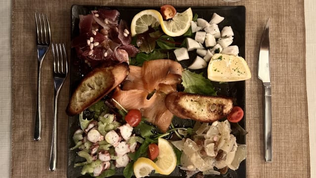 antipasto misto di pesce - Taverna Capitan Uncino, Venice