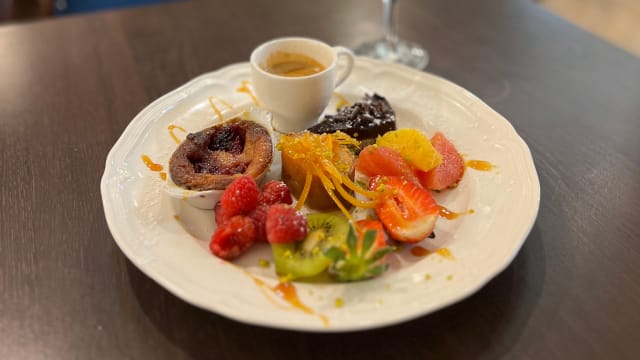 Le café gourmand du bleu, blanc, cœur - Café 108, Vincennes