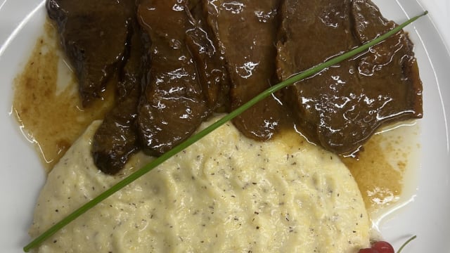 Guancia Di Manzo Con Crema Di Polenta Taragna  - Locanda Elisa