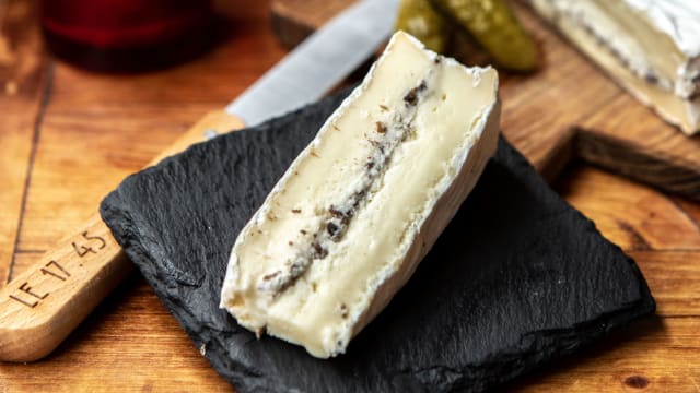 Brie truffé (maison)  - Le 17.45 Ramey