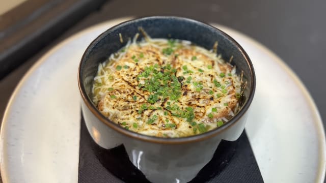 Soupe oignons - TABLE DU PRINCE, Paris