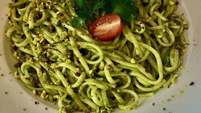 Linguini pesto - Gusto Italia, Paris