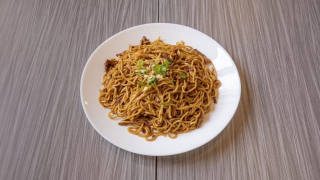 Nouilles de bœuf sans soupe - Chez Jiangnan, Paris