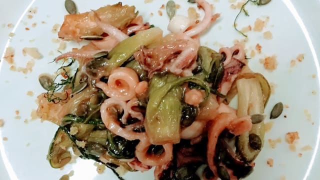 Calamari con puntarelle e semi di zucca  - Le Arcate, Varese