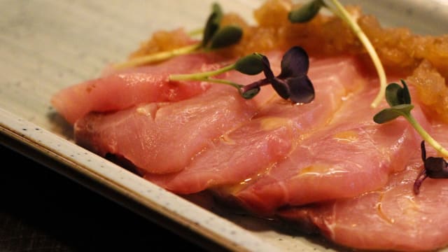 Sashimi di ricciola - Bu-bi Restaurant