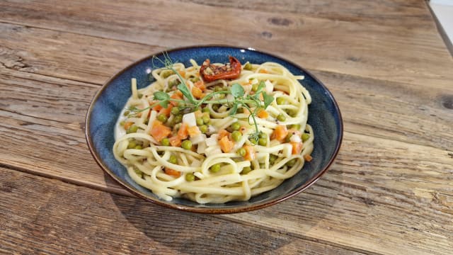 Linguine aux petits legumes et moutarde « reine de dijon » - Le Klub, Dijon