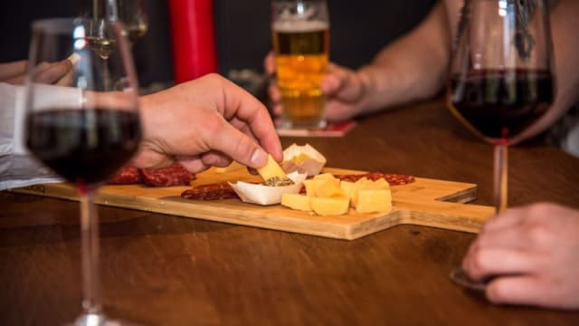 Kaasplankje - Hagenouw Eten en Drinken, Utrecht