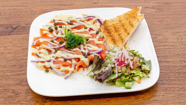 Gerookte Zalm met Toast - Hagenouw Eten en Drinken, Utrecht