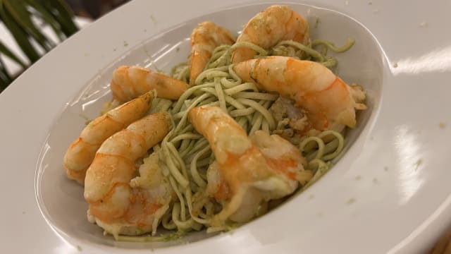 Linguinni de camarão c/ manjericão - Descobre, Lisbon