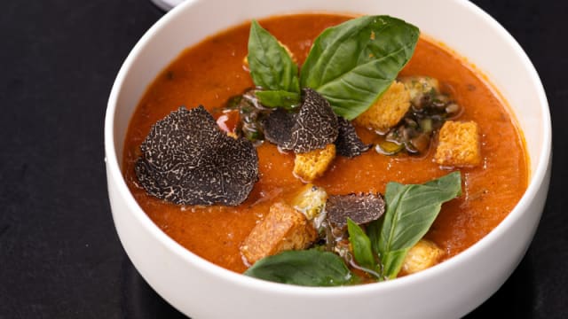 Gaspacho de tomate à la truffe - Artisan de la Truffe Montmartre