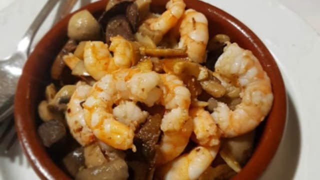 Langostinos Con Setas Al Ajillo - Los Arrieros