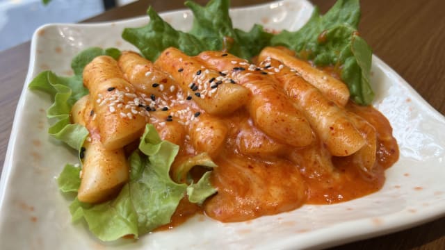 Tteokbokki - gâteaux de riz au fromage - Bibim Bao, Paris