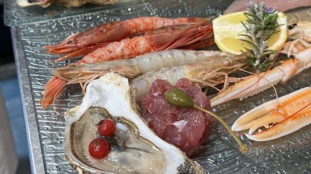 Crudo di pesce - Oltre il Gusto - Castiglione Della Pescaia