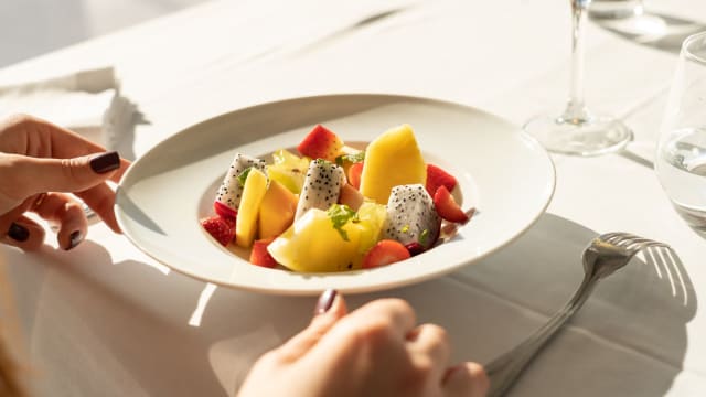 Ensalada de fruta de temporada - El Mirador, Sitges