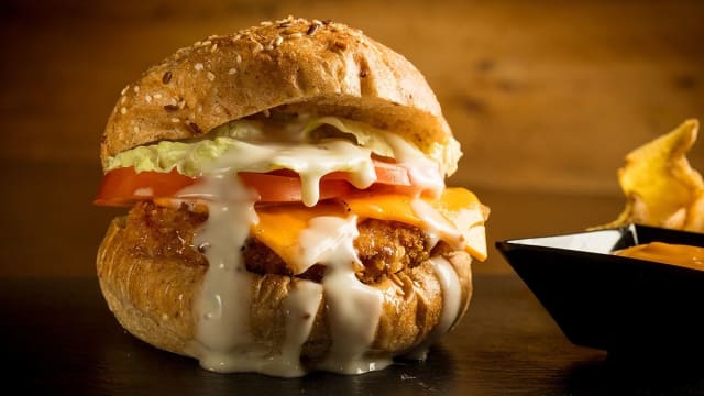 Honey chicken - Becky Burger