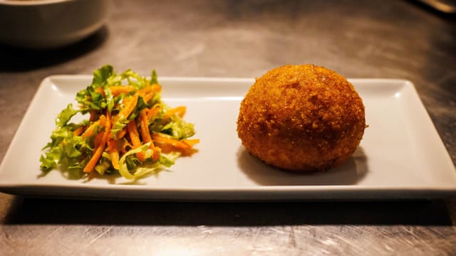 Arancini al ragù di Seitan - Ramerino Ristorante Bio, Florence