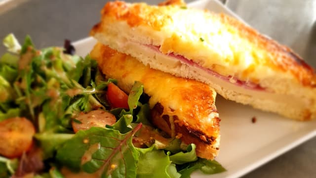 Croque monsieur du chateau d'eau  - Le Petit Château D'eau, Paris