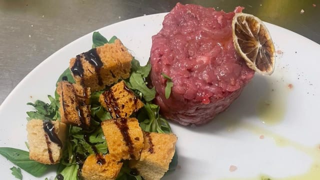 Tartare di fassona con olio bio - DOP Bistrot - Salotto & Cucina, Rome