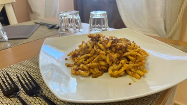 Pici al ragù di chianina DOP - Masseria del Bosco, Chianciano Terme