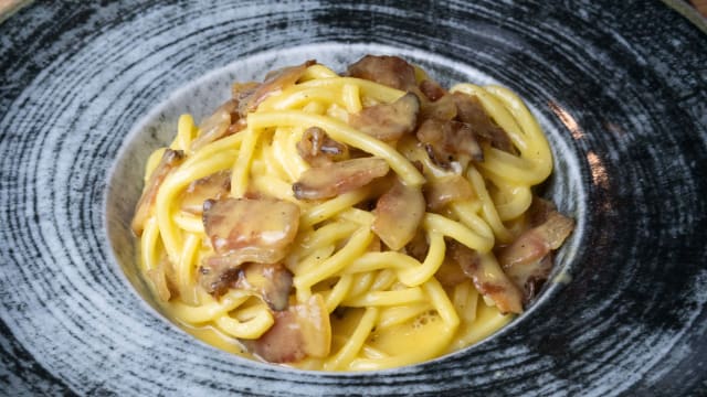 Spaghetti di pasta fresca alla carbonara  - Billy’s Place