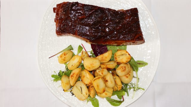 Ribs di maiale laccato - Terrazza Quattroventi, Ercolano