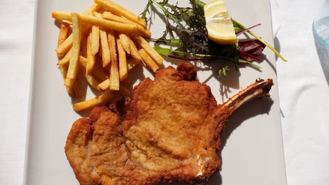 Cotoletta di vitello alla Milanese - Terrazza Quattroventi, Ercolano