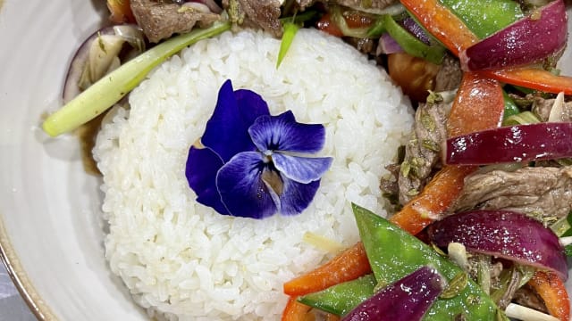 Lomo Saltado - THE 3 MUSKETEERS, Paris